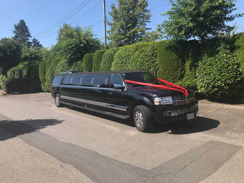 Vancouver Black Lincoln Navigator Rental Xclusive Limousines