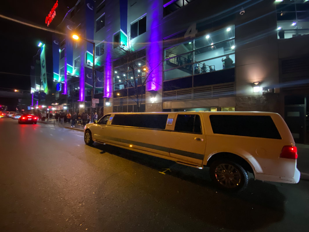 Vancouver Christmas Limousine Rental from Xclusive Limousine